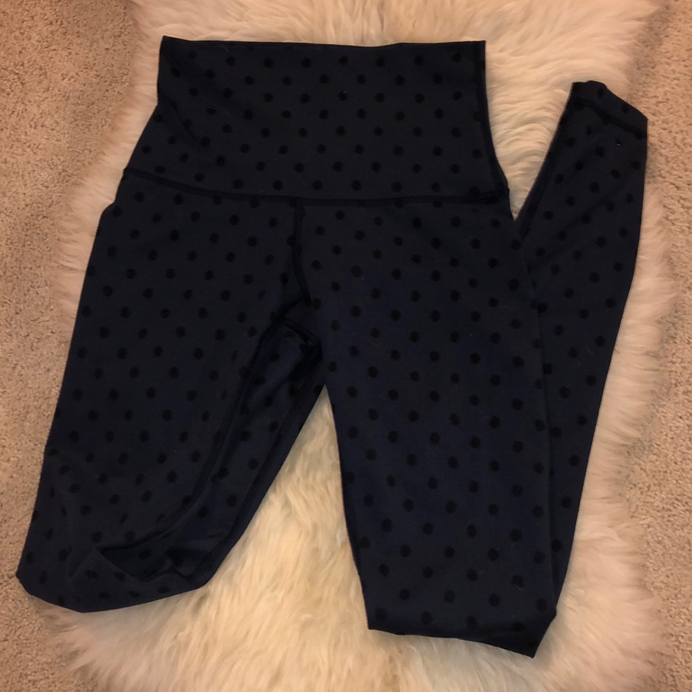 Lululemon, Wunder Under Blue Polka Dot Pants, 4